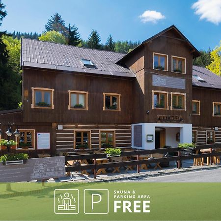 Hotel Hvezda Pec pod Sněžkou Eksteriør bilde