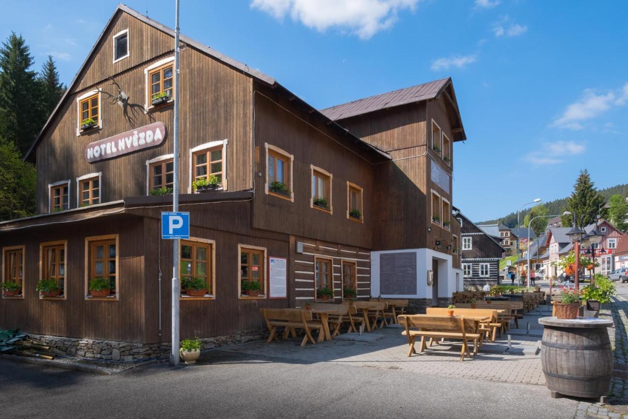 Hotel Hvezda Pec pod Sněžkou Eksteriør bilde