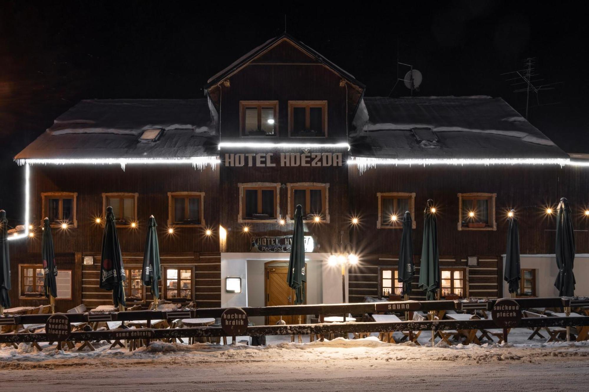 Hotel Hvezda Pec pod Sněžkou Eksteriør bilde