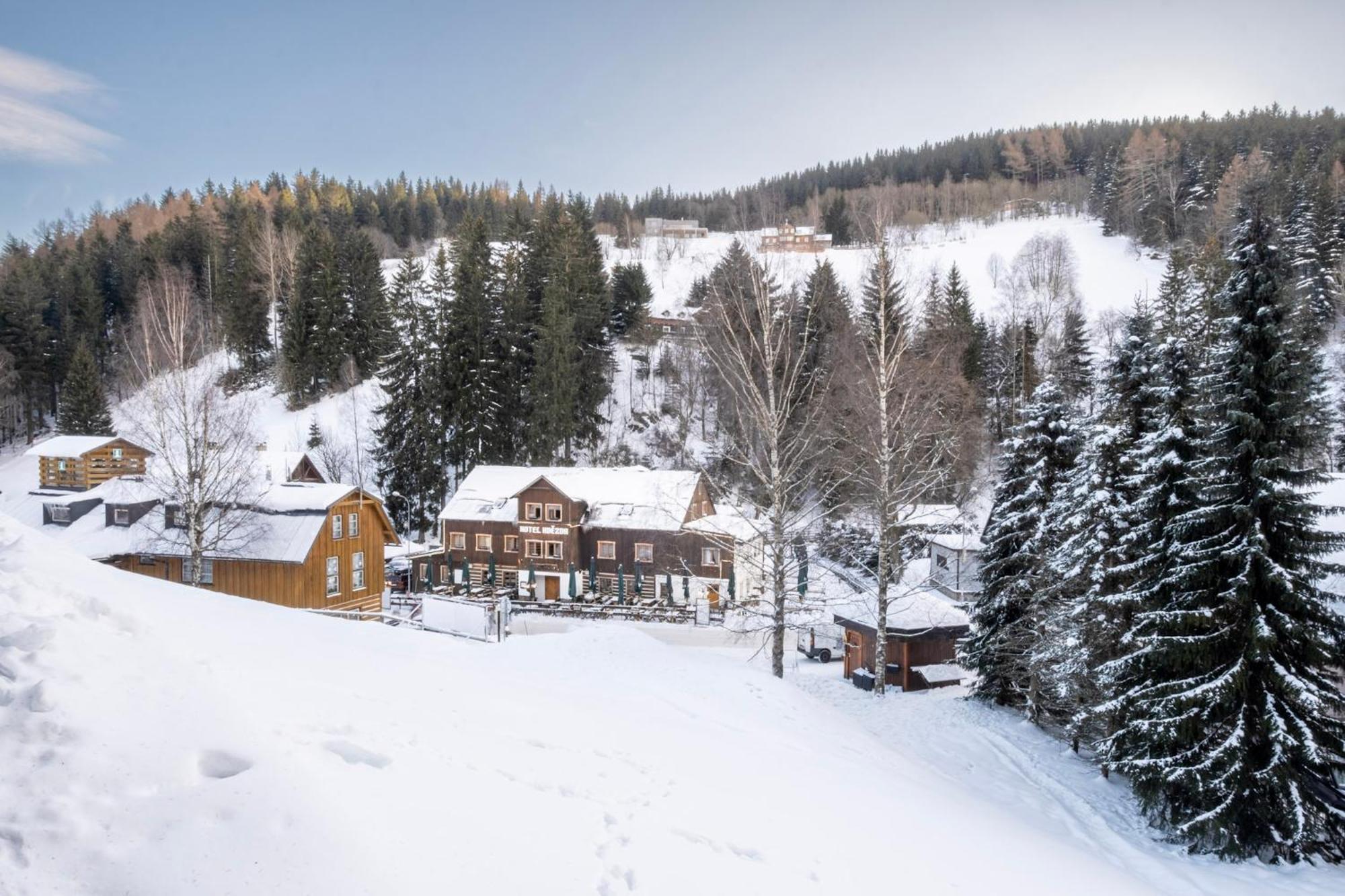 Hotel Hvezda Pec pod Sněžkou Eksteriør bilde