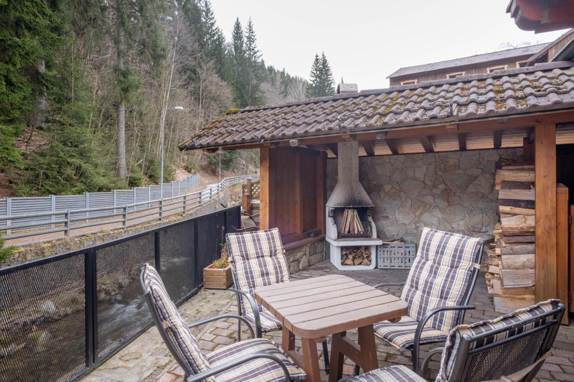 Hotel Hvezda Pec pod Sněžkou Eksteriør bilde