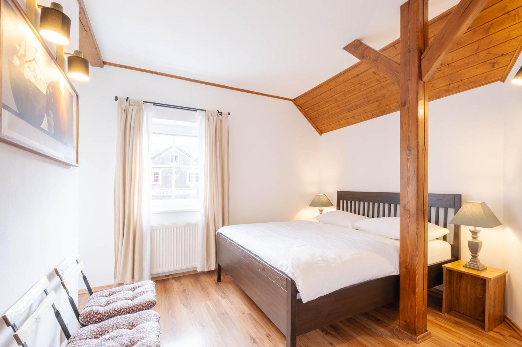 Hotel Hvezda Pec pod Sněžkou Eksteriør bilde